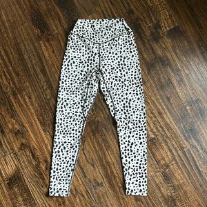 Balance athletica snow leopard legging
